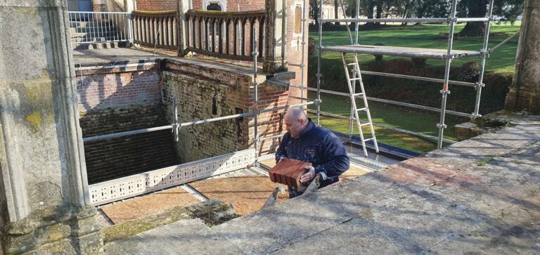 Lire la suite à propos de l’article Gros travaux au château