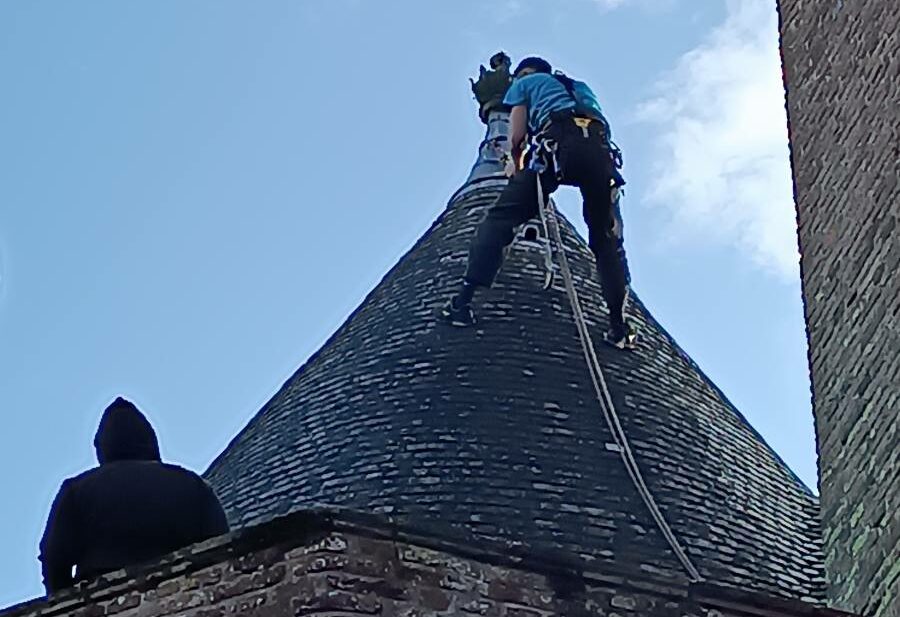 You are currently viewing Travaux au Château